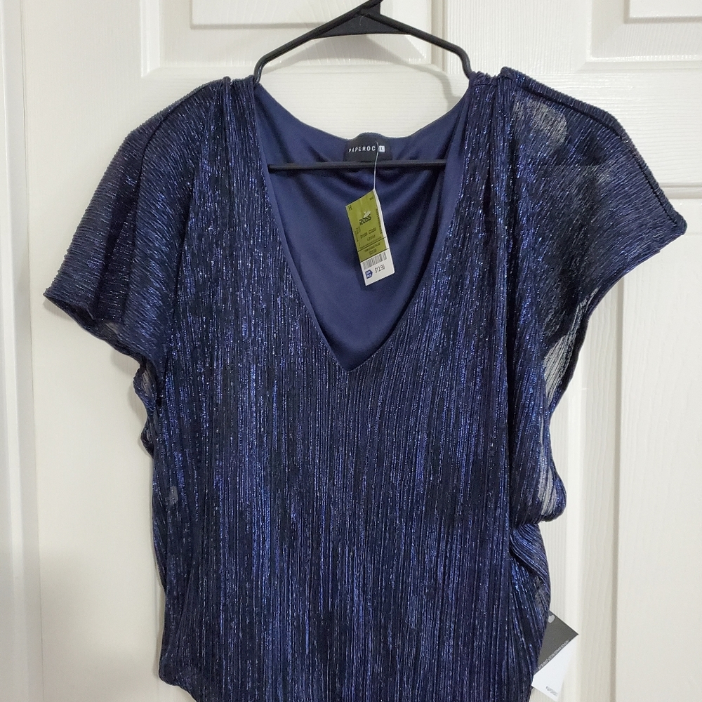 Black and blue shimmering crop top